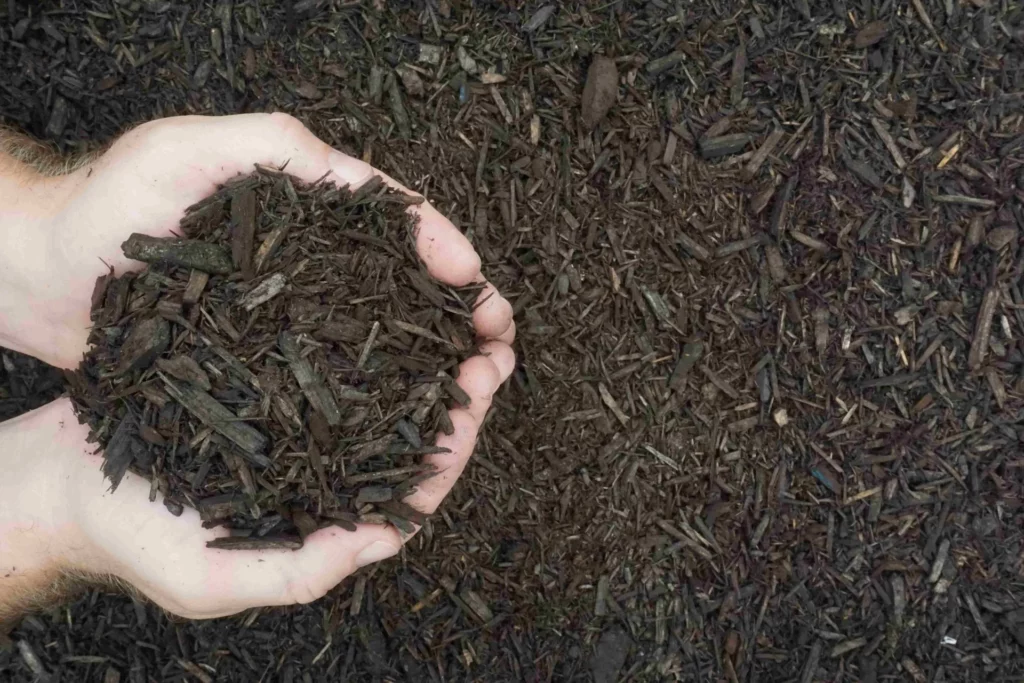 Bulk Chocolate Brown Mulch for sale near me in Lebanon PA.